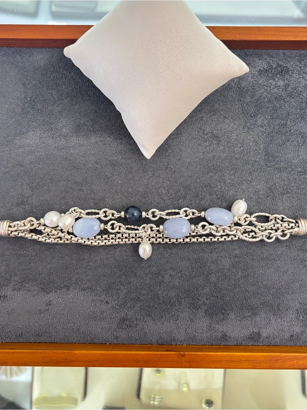 David Yurman Multi-Strand Bracelet with Chalcedony & Pearls 6.5-7" - Picture 4 of 9